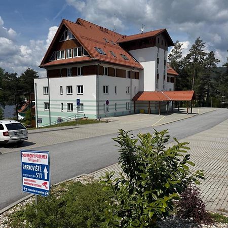Apartman Kapy Lipno Lipno nad Vltavou Exteriör bild