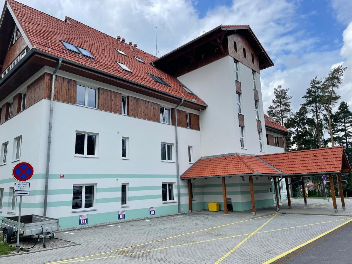 Apartman Kapy Lipno Lipno nad Vltavou Exteriör bild