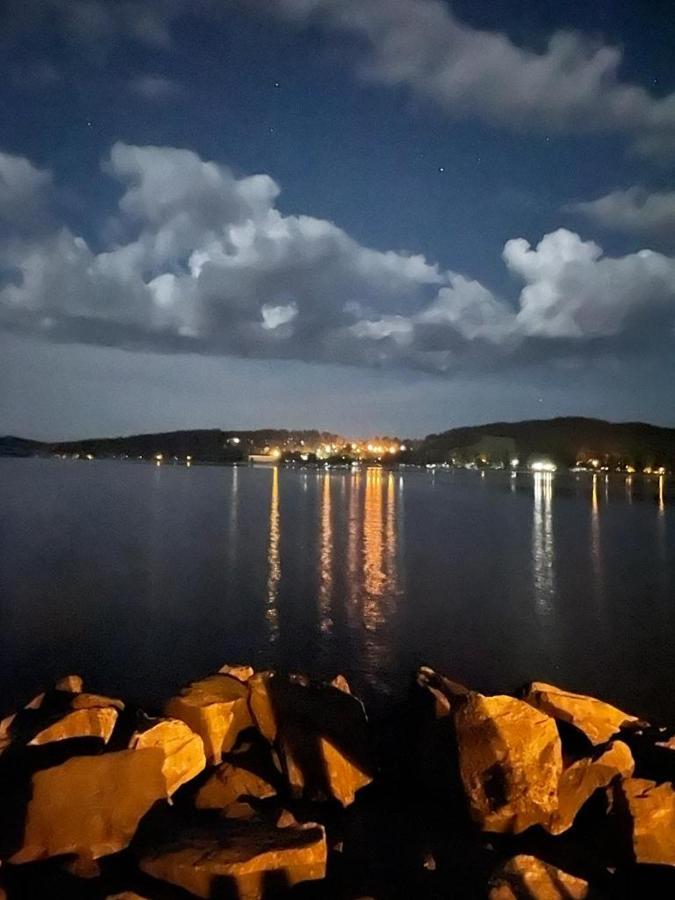 Apartman Kapy Lipno Lipno nad Vltavou Exteriör bild